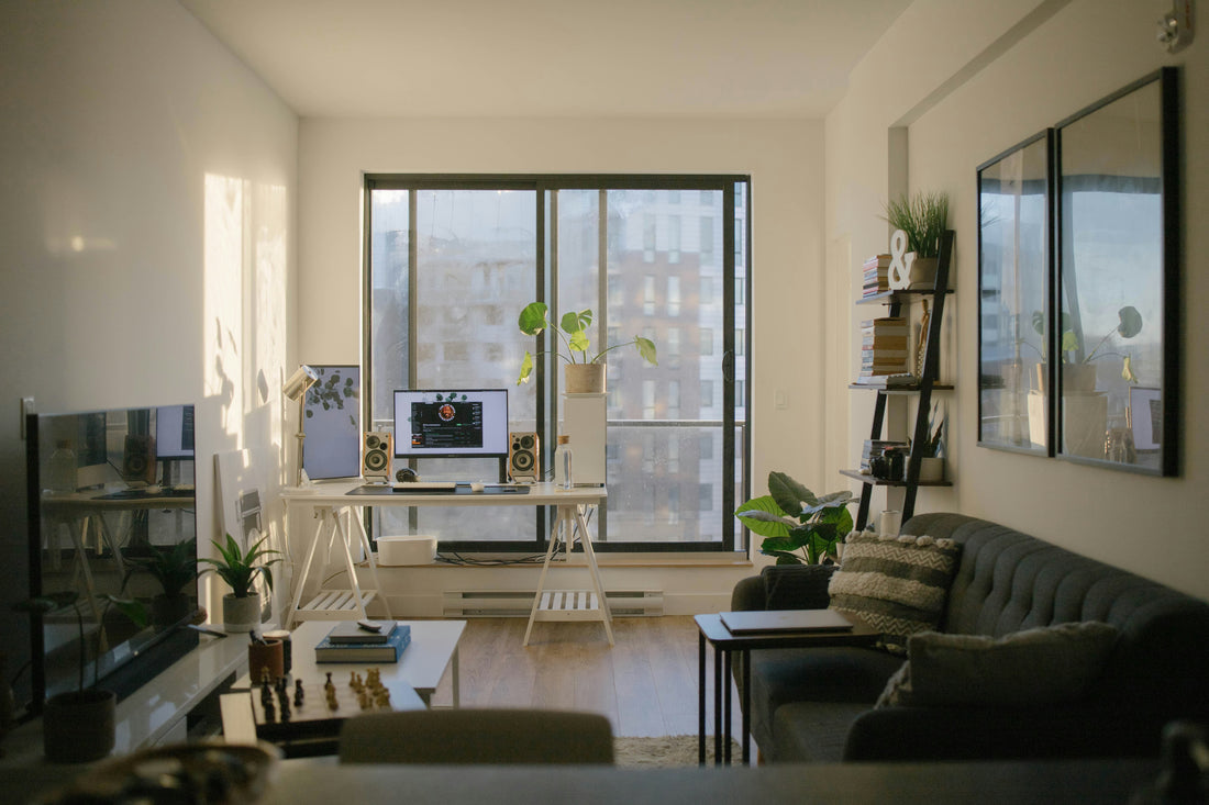 Small Home Office Ideas: Desk Setups Under 6 Square Feet
