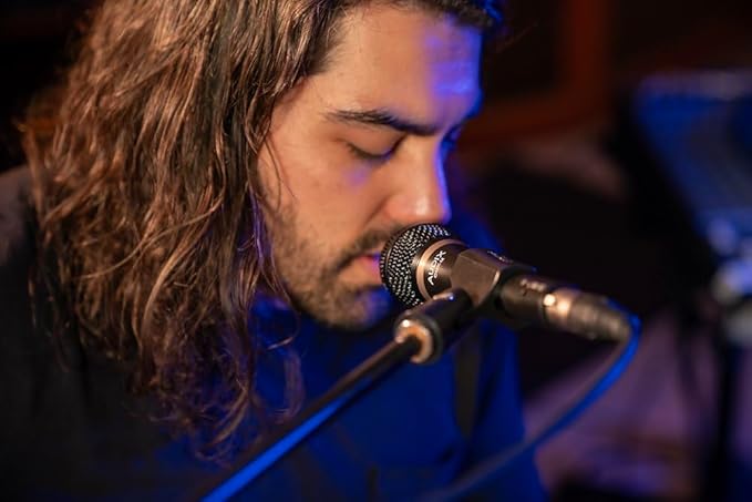 AUDIX OMX-M Dynamic Supercardioid Vocal Microphone -Black - Ideal for Professional Close-Mic Singers and Stage Performances