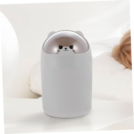 Cute Cartoon Bear Desktop Trash Can Lid Mini Plastic Waste Bin for Home Office Slim Design for Bedroom and Desk