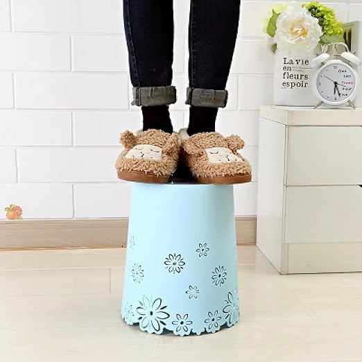 Simple Cute Wastebasket Hollow Flower Shape Plastic Lidless Wastepaper Baskets Trash Can 3.6 Gallons Garbage can (Blue, XL)