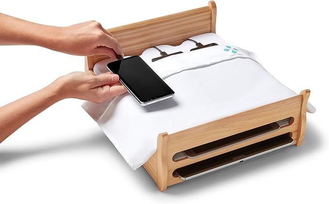 Arianna Huffington's Phone Bed Charging Station (Oak)