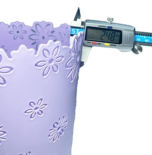 Wastebasket, Hollow Flower Shape Plastic Lidless Wastepaper Baskets Trash Can (Purple, Medium)