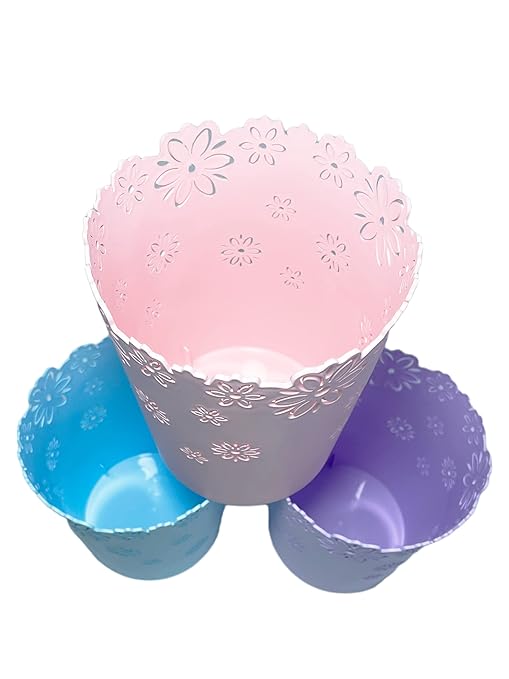 Wastebasket, Hollow Flower Shape Plastic Lidless Wastepaper Baskets Trash Can (Purple, Medium)