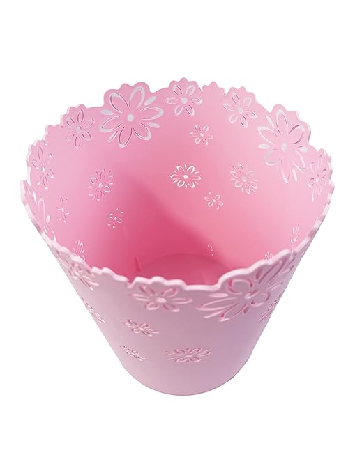 Wastebasket, Hollow Flower Shape Plastic Lidless Wastepaper Baskets Trash Can (Pink, Medium)