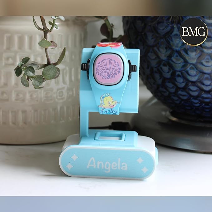Customizable MagicBand Charging Station Compatible with Disney’s MagicBand+ (White & Teal, 5 Band Holder)