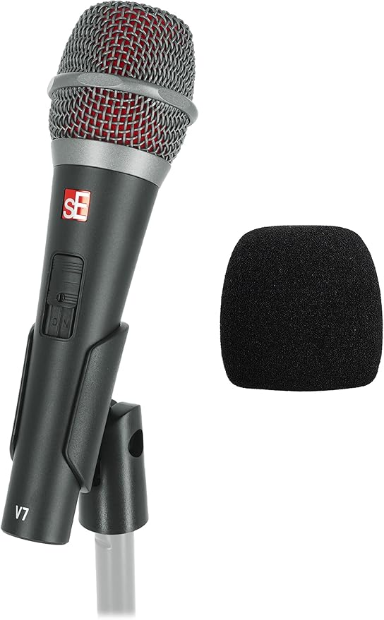 Audiosavings SE Electronics V7 Switch Bundle: Supercardioid Handheld Dynamic Microphone with Magnetic On Off Switch, WS07 External Windscreen for Plosive Reduction, Vocal Use, Talkback, 2-Items