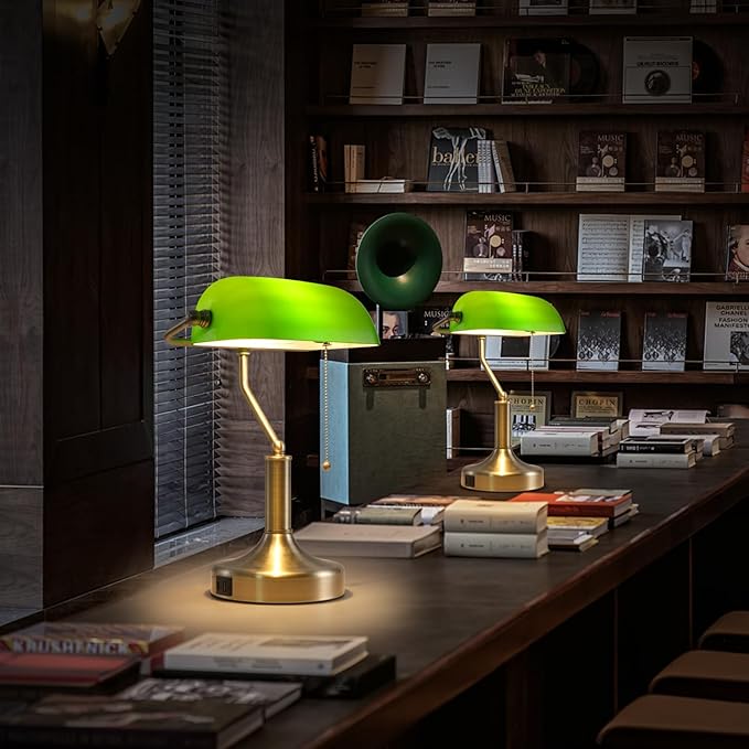 Banker Desk Lamp Green Glass, Antique Desk Lamps with Brass Base, Traditional Library Table Lamp with USB A and Type C Charging Port for Office, Study Room, Pull Chain Switch