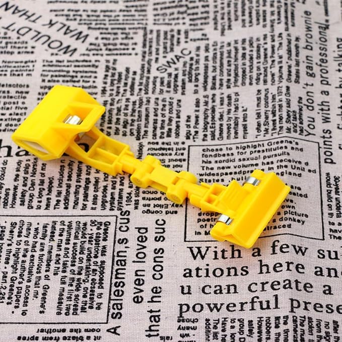 3pcs Sign Clips Clip Holder Sign Holder Clip Paper Holder for Table Top Clip On Sign for Paper Holder Computer Monitor Handy Artist Supplies Holder(Yellow)
