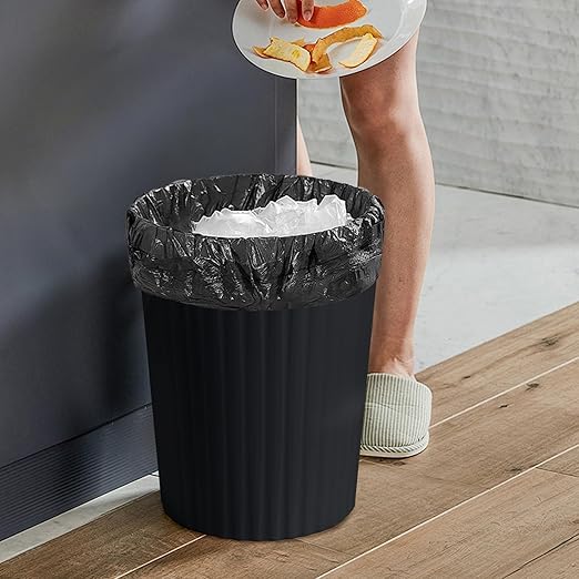 Small Platic 2 Gallon Trash Can - Compact Wastebin for Bathroom, Kitchen, Office, Home Use - Black