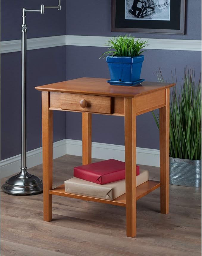 Winsome Studio, Medium, Honey