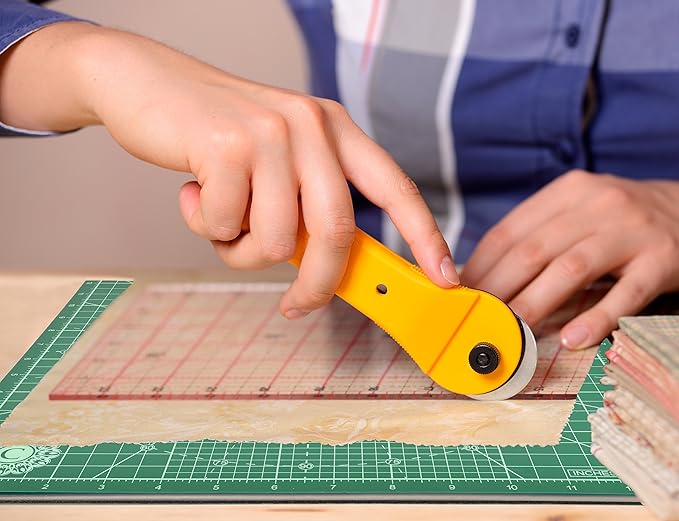 Calibre Art Rotating Self Healing Cutting Mat 8x8 (7" grids), Perfect for Quilting & Art Projects
