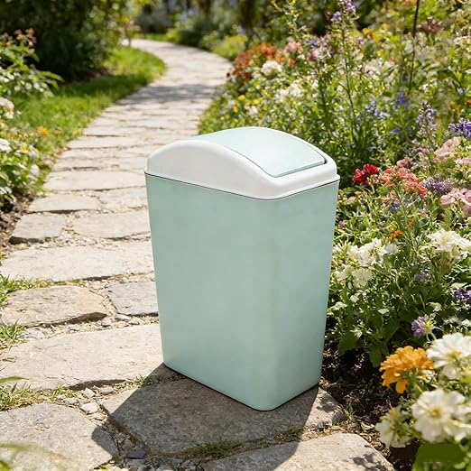 4.2 Gallon Swing Lid Trash Can, Plastic Waste Bin Garbage with Lid, Green