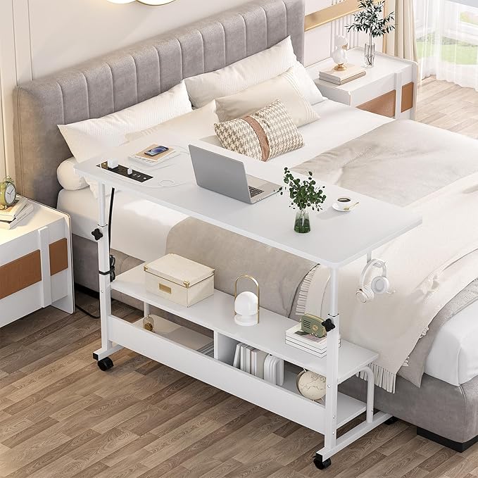 Armocity Rolling Standing Desk with Power Outlets, 47" Manual Height Adjustable Mobile Computer Desk with Wheels, Portable Sit Stand Laptop Couch Table for Bed & Sofa Home Office, Whtie