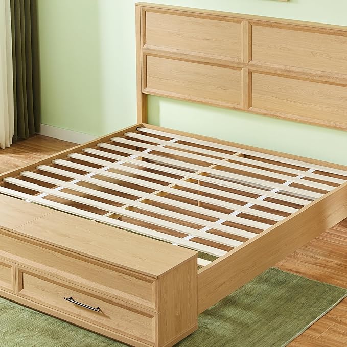 King Size Bed with 3D Geometric Headboard & Storage Bench - 4-Drawer Storage, Modern Bedroom Furniture,Oak. The 3D geometric grid pattern on the headboard exudes modern charm, blending refinement wi